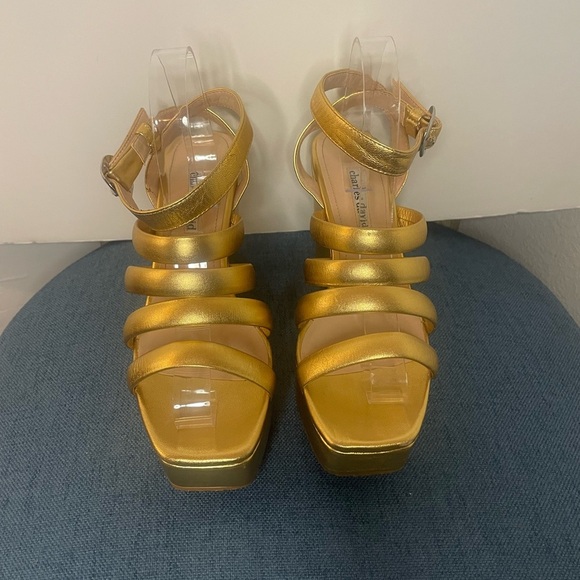 Charles David Judy Gold Wedge Sandal size 9 - Picture 2 of 12